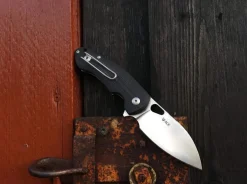 Ace Biblio Black