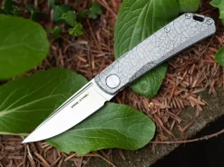 Luna Titanium Grey Crackle